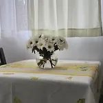 Pogradeci Walk Гостевой дом