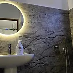 Pogradeci Walk Гостевой дом 3*