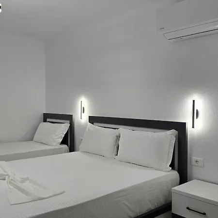 Pogradeci 3* Pogradec