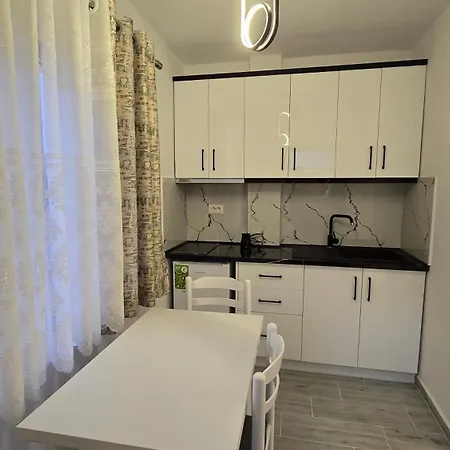 Pogradeci Walk 3*