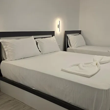 Pogradeci ゲストハウス